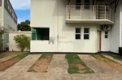 Excelente casa geminada em a“tima localizaa‡aƒo do centro de contagem