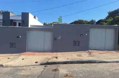 Casa com 2 quartos à venda na Rua das Quaresmeiras, Vila Verde, Betim