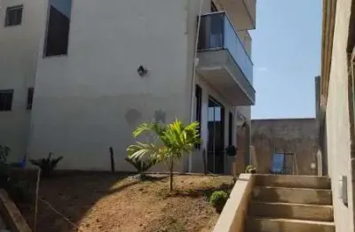 A“tima casa  com quatro quartos na melhor localizaa‡aƒo do bairro jardim das oliveiras em sarzedo