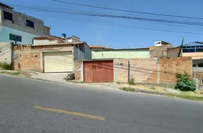 A“tima casa em a“tima localizaa‡aƒodo bairro jardim alterosa em betim
