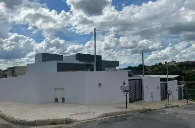 Casa com 2 quartos à venda na Rua Trašs Pontas, Pedra Branca, São Joaquim de Bicas
