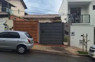 Linda casa de 3 quartos suite no bairro centro em betim