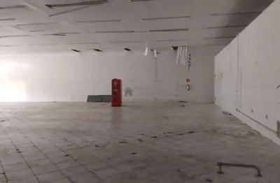 Excelente galpa£o/ loja com 1.400 m, na a¡rea comercial do bairro santa marta/ centro, neves
