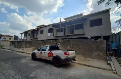 Casa com 3 quartos à venda na Rua Eugena³polis, Industrial São Luiz, Contagem