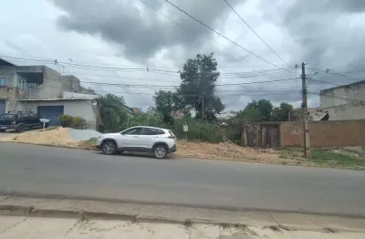 Excelente lote do lado de cima da rua com 450metros, recanto verde esmeraldas