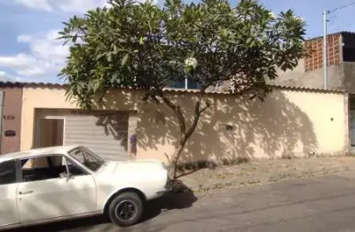 Linda casa em lote de 360 metro no alvorada em contagem