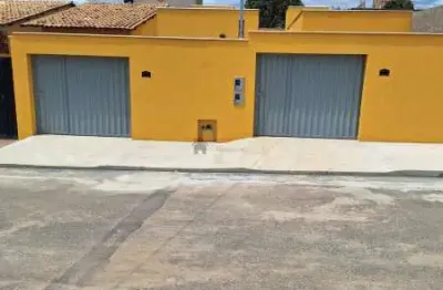 Linda casa geminada 02 quartos no recanto verde em esmeraldas