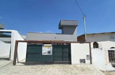 Linda casa geminada linear no masterville em sarzedo