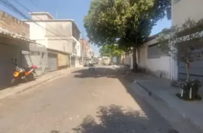 Casa com 3 quartos à venda na Rua Cinco, Vila Itália, Contagem