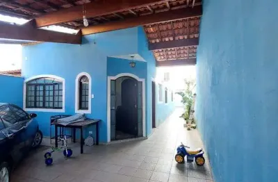 Sobrado para venda possui 215 metros quadrados com 4 quartos no jd quaresmeira, suzano/sp