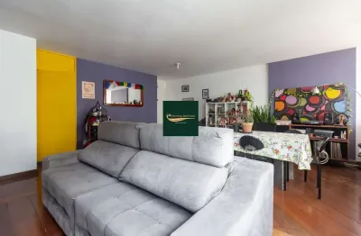 Viver com charme e conforto na vila madalena: apto amplo a 2 minutos do metrô
