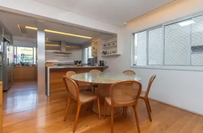Excelente apartamento para venda em Itaim Bibi com 3 quartos, sendo 1 suíte , 130m²