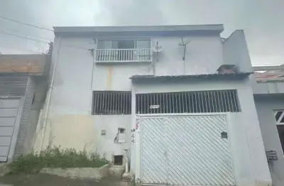 Vendo lindo sobrado no bairro americanópolis! (zona sul)