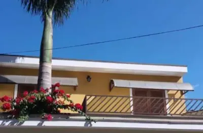 Vendo lindo sobrado no bairro campo grande! (zona sul-sp)