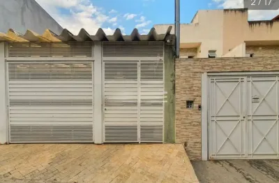 Casa com 2 quartos para alugar na Alameda Afonso Bocchiglieri, Vila Arriete, São Paulo