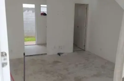 Sobrado com 2 dormitórios à venda, 48 m² por r$ 212.000,00 - jardim são marcos - vargem grande paul