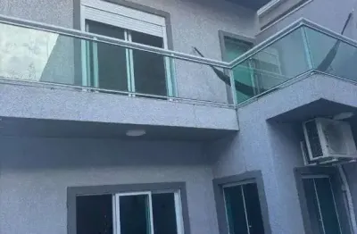 Sobrado com 3 dormitórios à venda, 147 m² por r$ 890.000,00 - amador bueno - itapevi/sp