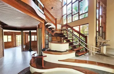 Sobrado com 4 dormitórios à venda, 351 m² por r$ 1.700.000,00 - nova higienópolis - jandira/sp