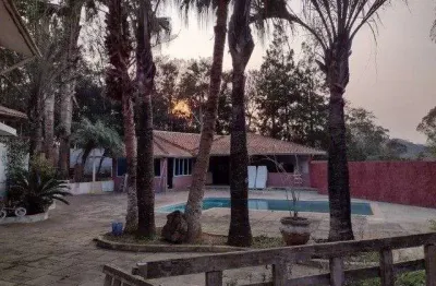 Casa com 5 dormitórios à venda, 1200 m² por r$ 1.690.000,00 - portal das acácias - santana de parna