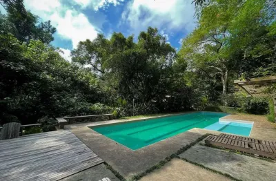 Sobrado com 3 dormitórios à venda, 380 m² por r$ 2.700.000,00 - chácara do refúgio - carapicuíba/sp