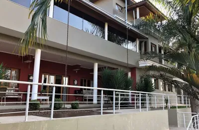 Sobrado com 5 dormitórios, 890 m² - venda por r$ 2.750.000,00 ou aluguel por r$ 17.700,00/mês - chá