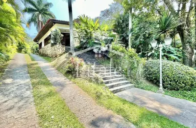 Casa à venda, 641 m² por r$ 2.600.000,00 - granja viana - cotia/sp