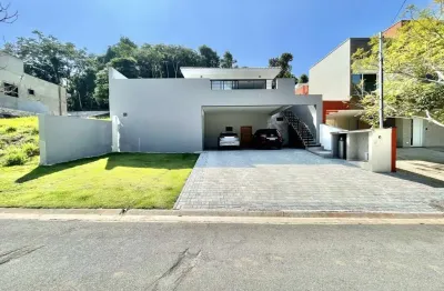 Sobrado com 3 dormitórios à venda, 269 m² por r$ 2.400.000,00 - granja viana - cotia/sp