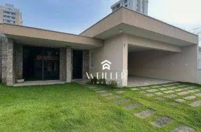 Casa ampla com 4 dormitórios e piscina no bairro são joão - itajaí/sc