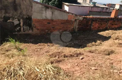 Terreno à venda na Jandira Martins, Vila Martins, Carapicuíba