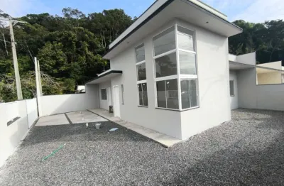 Casa nova para venda no balneário princesa do mar, localizado na cidade de itapoá / sc.