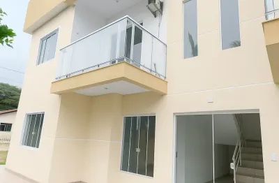 Apartamento térreo para venda no balneário bahama´s i, localizado na cidade de itapoá/sc.