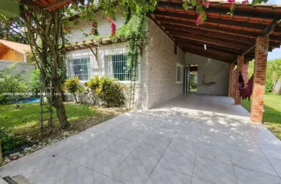 Casa Mobiliada  4 QUARTOS e Amplo Terreno, no Balneário Princesa do Mar, Itapoá-SC.
