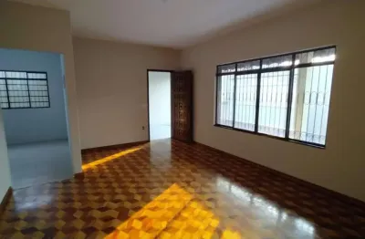 Casa com 4 dormitórios à venda por r$695.000 e locação por r$3.200 - jardim maria luiza i, jaú, sp