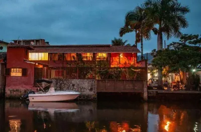 Imperdível: casa à venda em paraty-rj, parque imperial, 4 quartos, 4 suítes, 4 salas, 4 banheiros, 165m²!