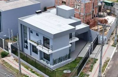 Casa com 3 quartos à venda no Boqueirão, Guarapuava 