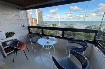 Amplo apartamento com linda vista definida do mar, nascente