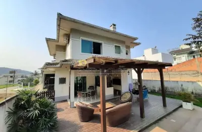 Casa à venda, 205 m² por r$ 1.490.000,00 - pedra branca - palhoça/sc
