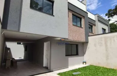 Sobrado triplex 147m² 3 quartos sendo um deles com suite, 2 garagens coberta, quintal e demais compartimentos
