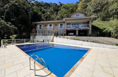 Casa à venda, 4 quartos, 4 suítes, 2 vagas, carlos guinle - teresópolis/rj