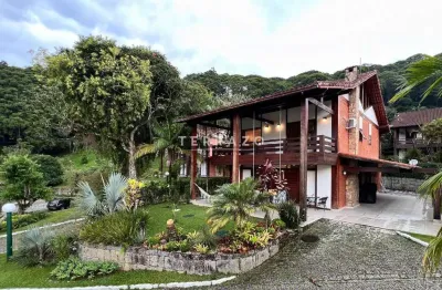 Casa em Condomínio à venda, 5 quartos, 5 suítes, 5 vagas, Parque do Imbui - Teresópolis/RJ