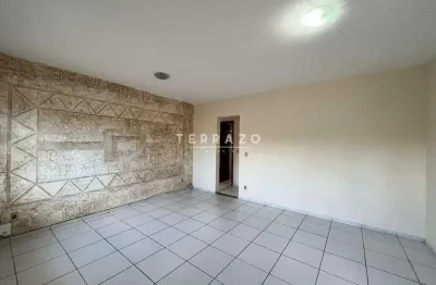 Casa para aluguel, 2 quartos, 1 vaga, Vale do Paraíso - Teresópolis/RJ