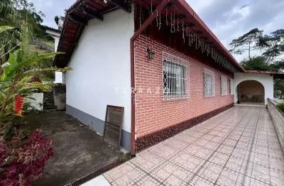 Casa à venda, 5 quartos, 2 suítes, 4 vagas, Tijuca - Teresópolis/RJ