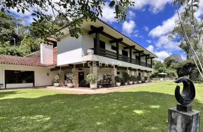 Casa à venda, 5 quartos, 4 suítes, 4 vagas, Quebra Frascos - Teresópolis/RJ