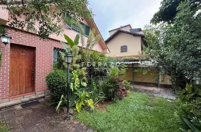 Casa à Venda em Teresópolis — Vale do Paraíso (Financiamento Aceito)