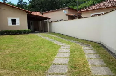 Casa com 2 quartos à venda no Freitas, São José dos Campos 