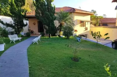 Deslumbrante casa à venda: seu novo lar aconchegante e elegante