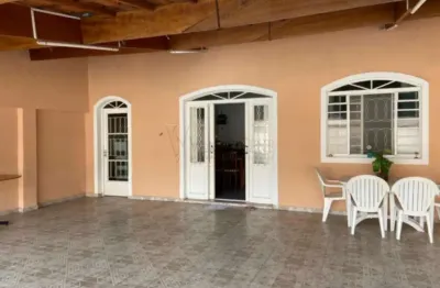 Casa + edicula nos fundos, no bairro monte castelo, terreno inteiro!!!