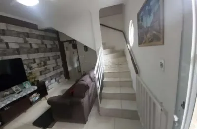 Casa sobrado com edícula à venda - conforto, espaço e potencial!