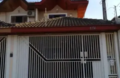 Sobrado à venda no jardim das indústrias - são josé dos campos