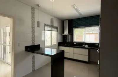 Belissima casa altos da serra vi, 4 quartos, amplo quintal!!!